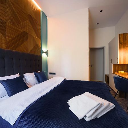 Hotel Buninn Oldenburg Bagian luar foto