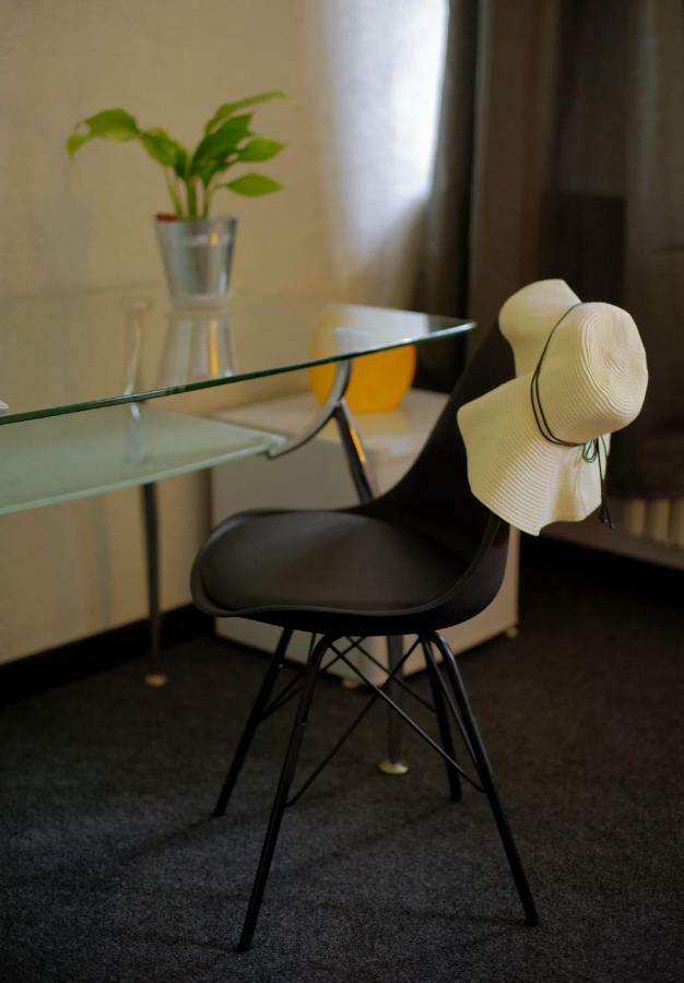 Hotel Buninn Oldenburg Bagian luar foto